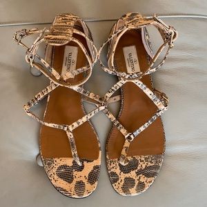 Valentino Pink snakeskin gladiator sandals. Size 39.